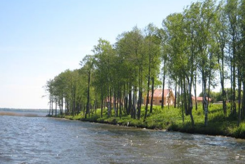 Посёлок зеркальный ленинградская область. Днп береговая горка. Поселок зеркальное на красногвардейском озере. Пос зеркальный. Васкелово микрорайон зеркальный.